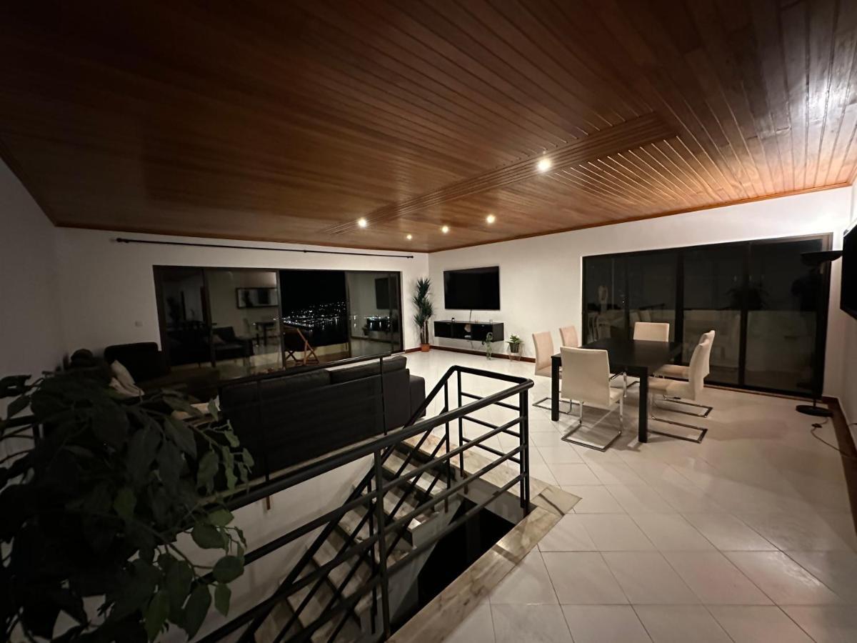 Penthouse Ocean View Sesimbra - Parking @Center Apartment Bagian luar foto